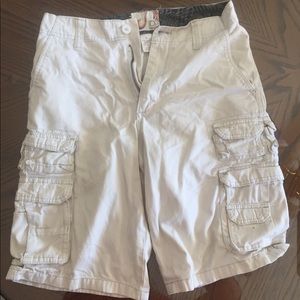 Men’s cargo shorts size 30